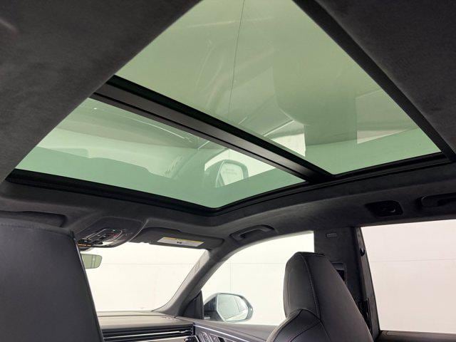 2026 Audi RS Q8 Base - Photo 15