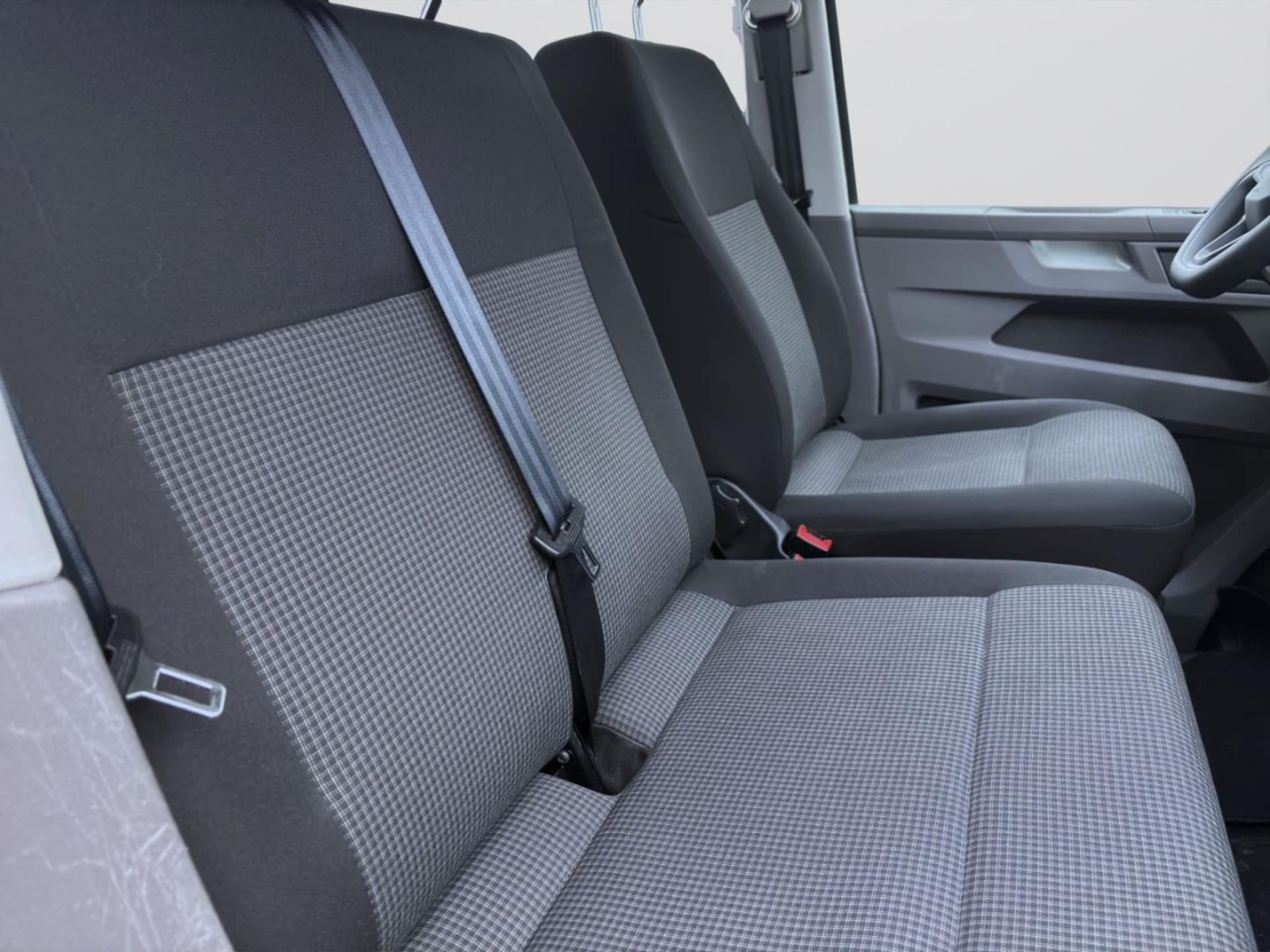 Volkswagen T6.1 Transporter Kombi kurzer Radstand