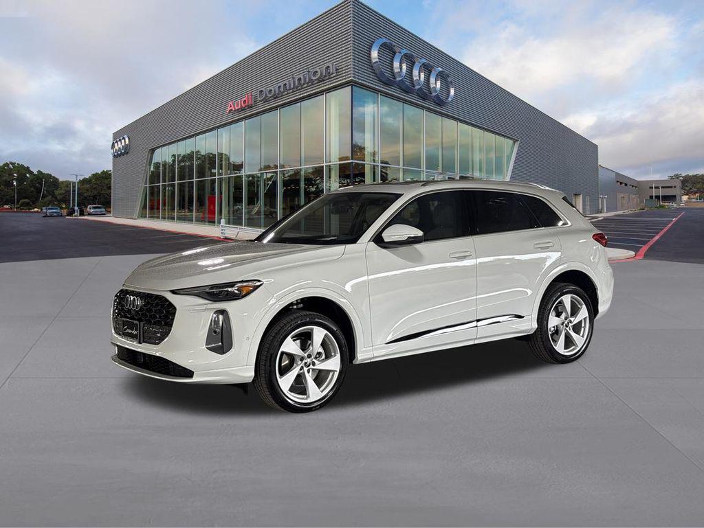 2026 Audi Q5 Premium Plus quattro's photo