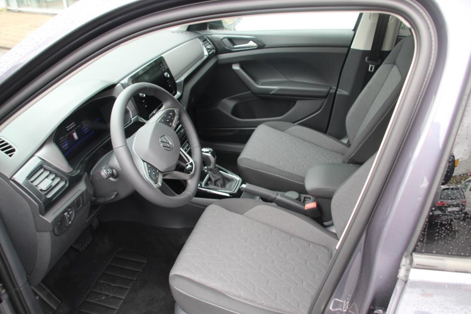 Volkswagen T-Cross – Bild 18