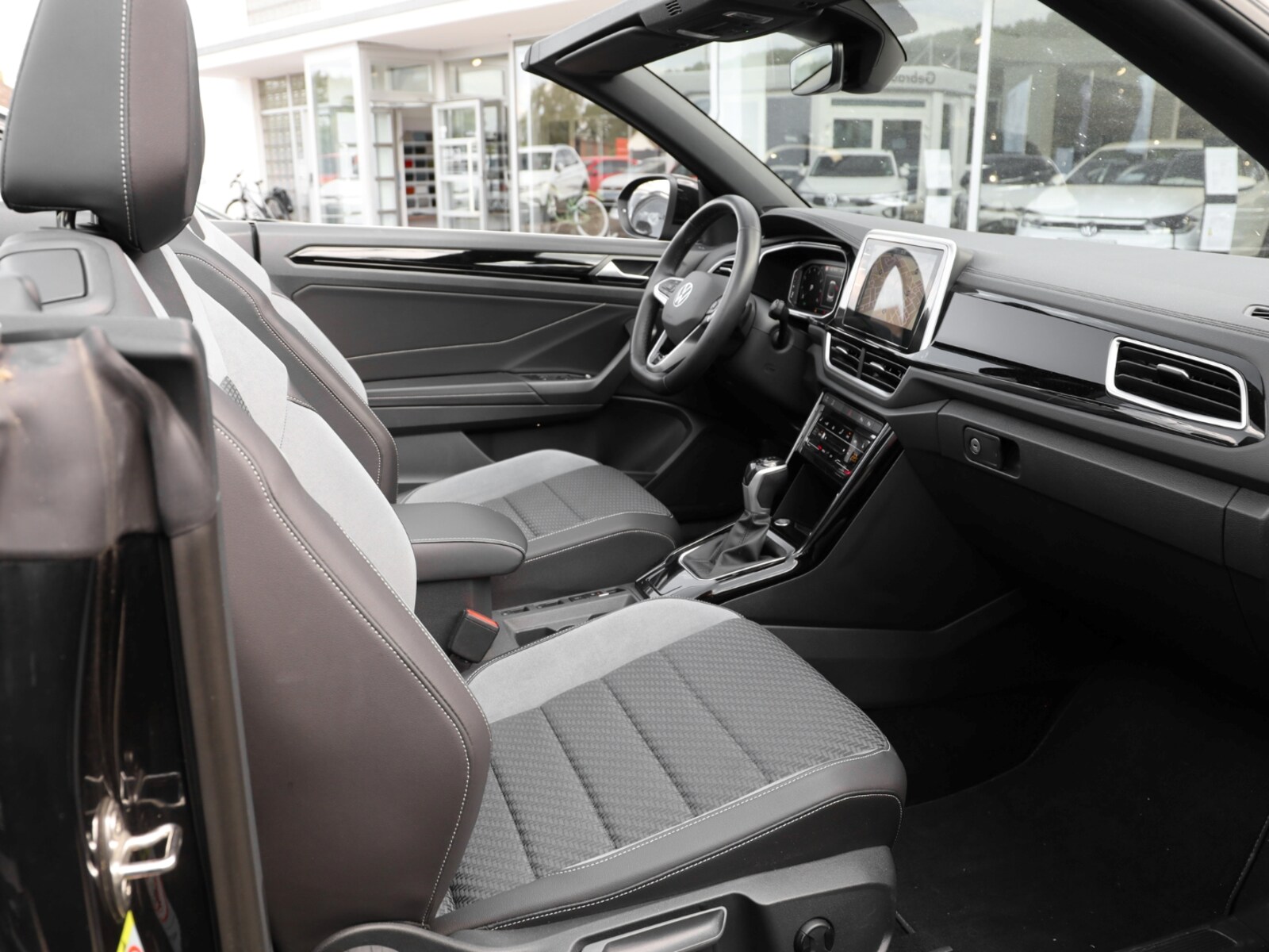 Volkswagen T-Roc Cabriolet – Bild 4