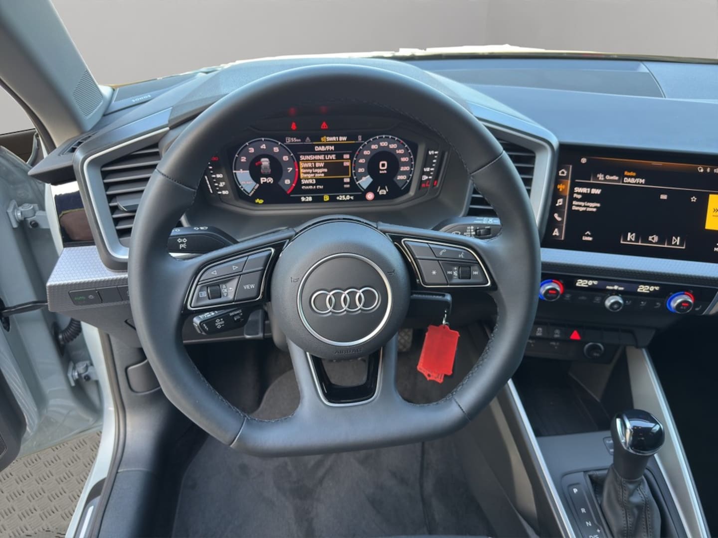 Bild über Audi A1 Sportback S line 25 TFSI S tronic - für weitere Informationen kontaktieren Sie den Audi Partner