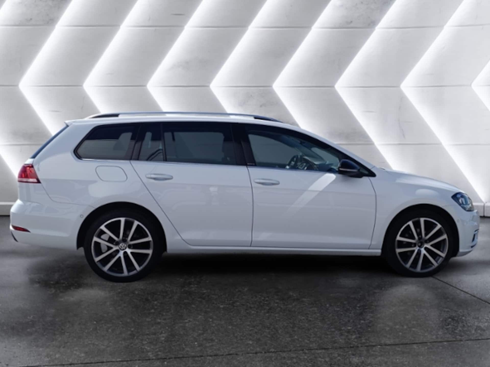 Volkswagen Golf Variant IQ.DRIVE