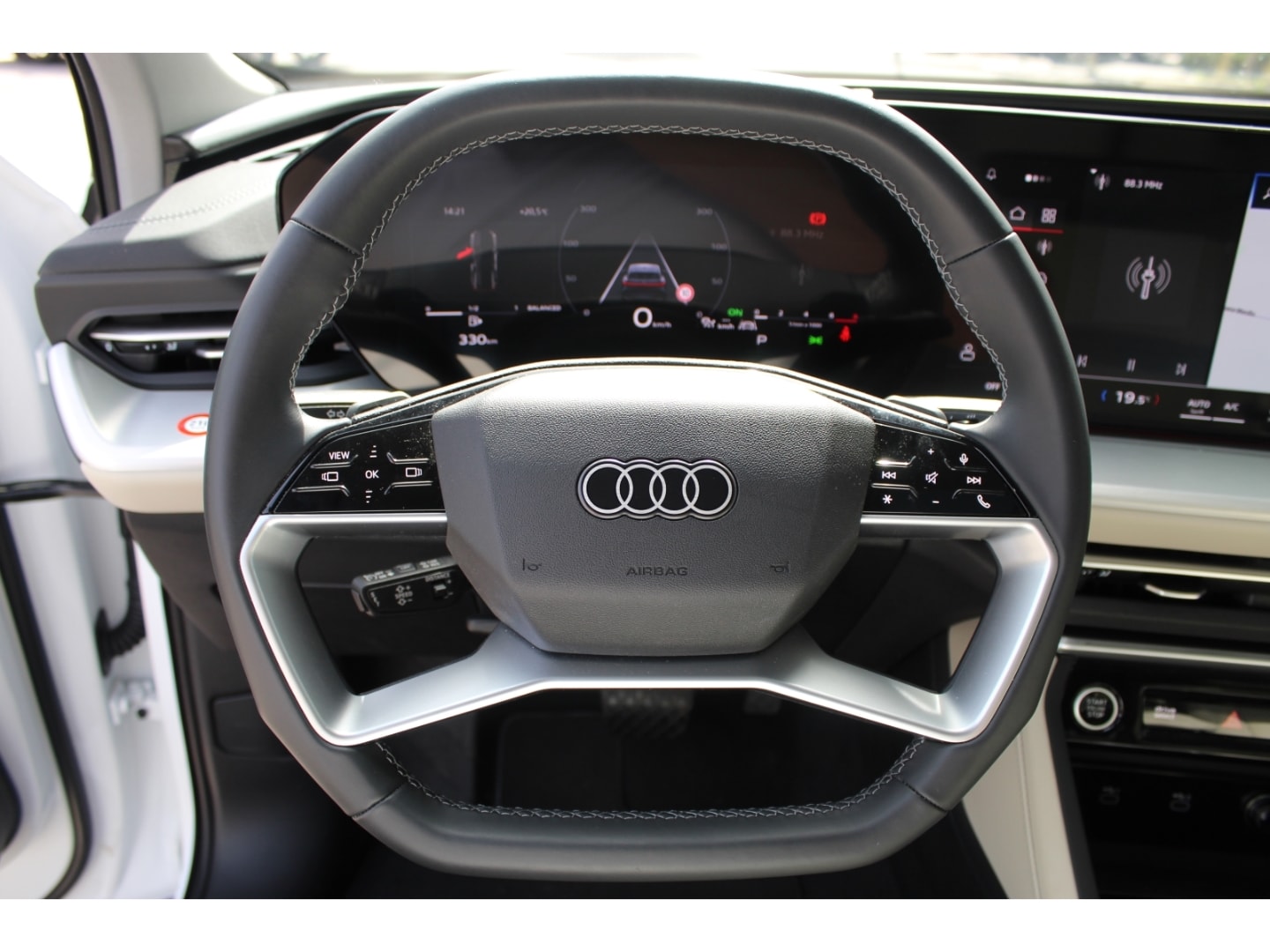 Bild über Audi Q5 Sportback TFSI quattro 150 kW S tronic - für weitere Informationen kontaktieren Sie den Audi Partner