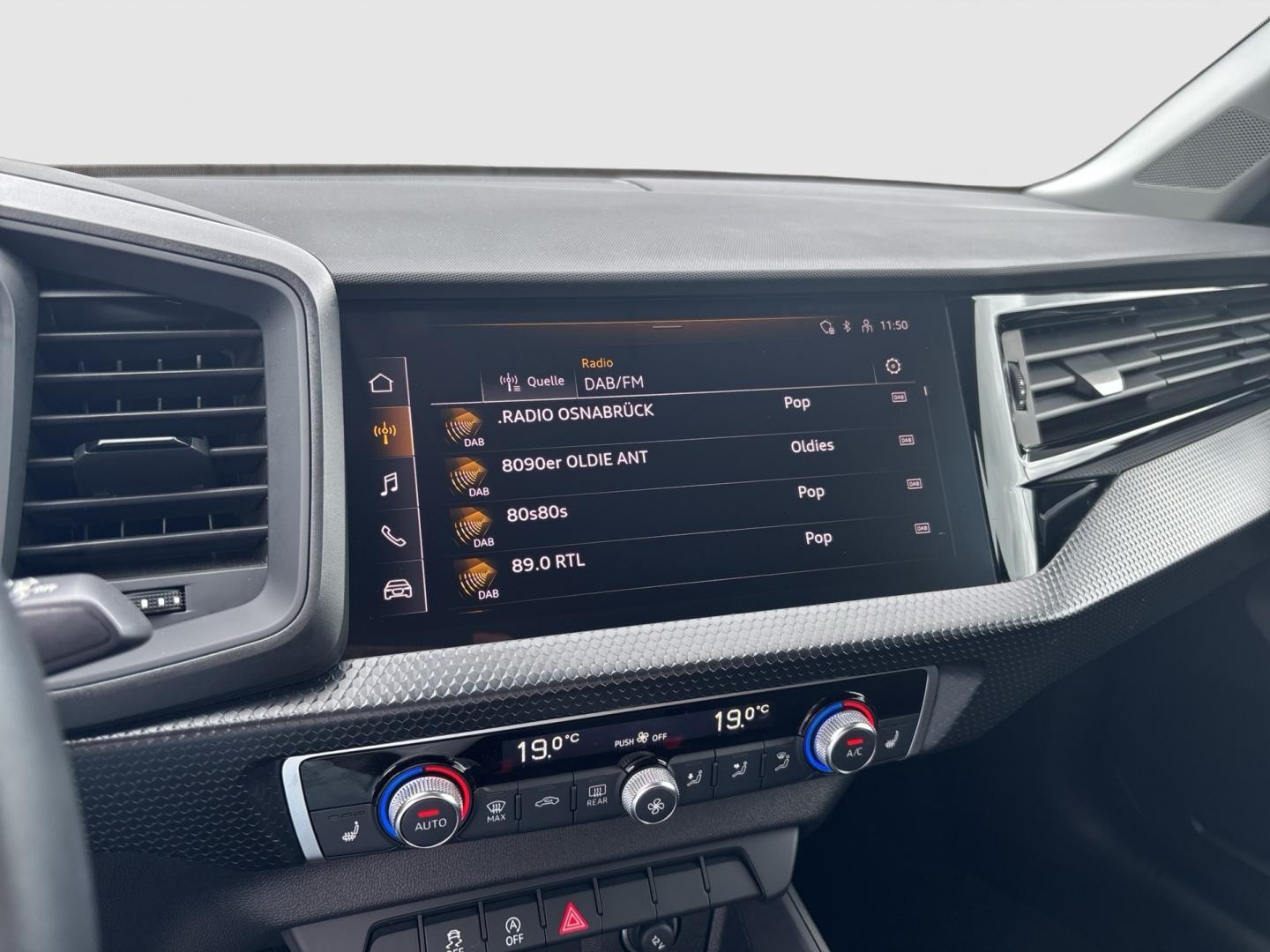 Bild über Audi A1 Sportback 25 TFSI S tronic - für weitere Informationen kontaktieren Sie den Audi Partner