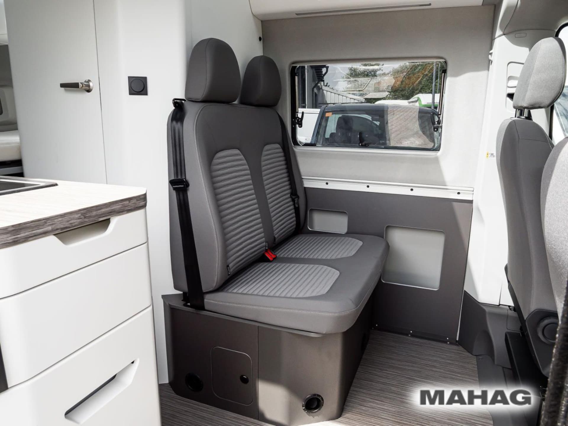 Volkswagen Grand California 600