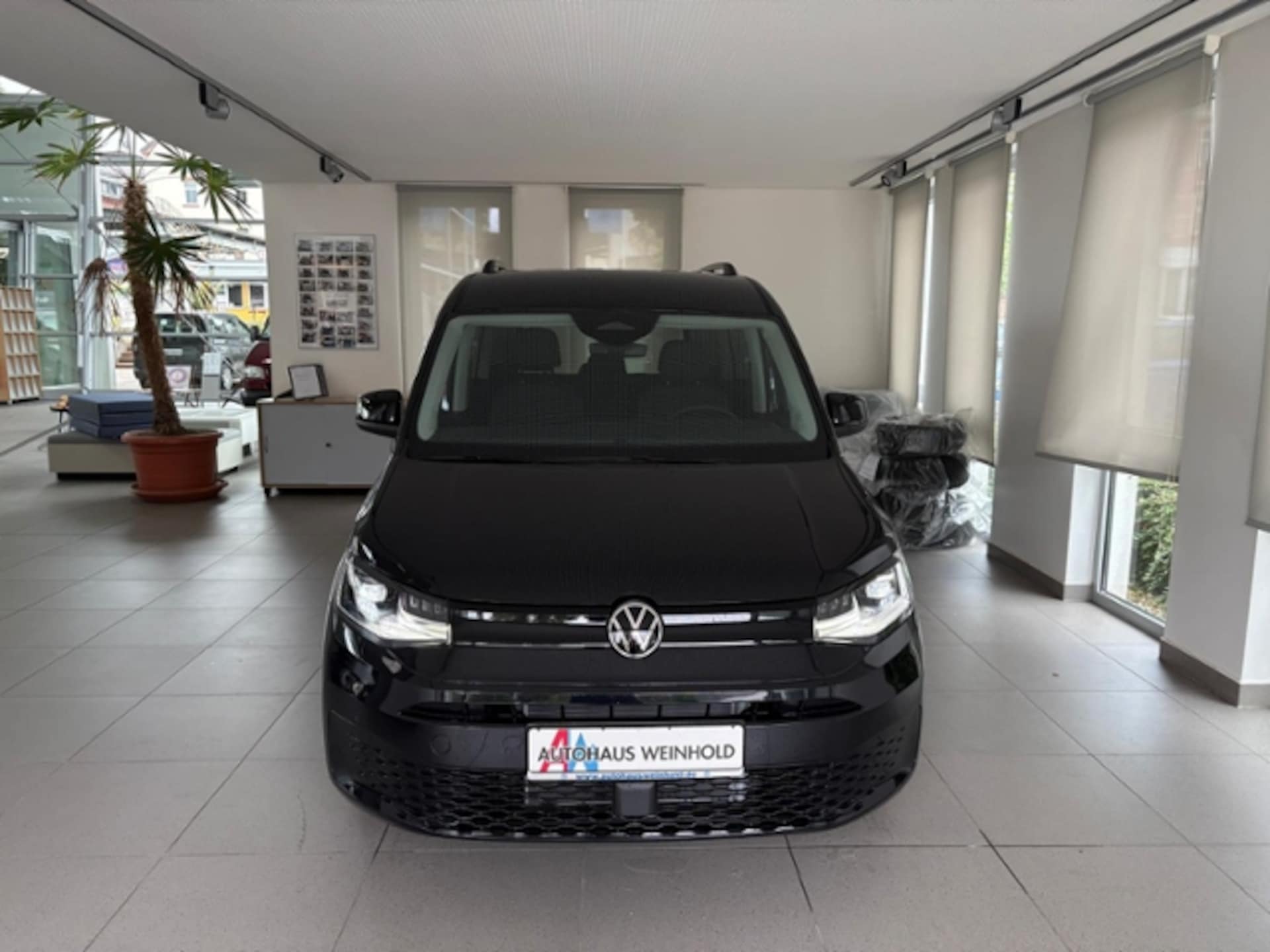 Volkswagen Caddy Basis-Modell