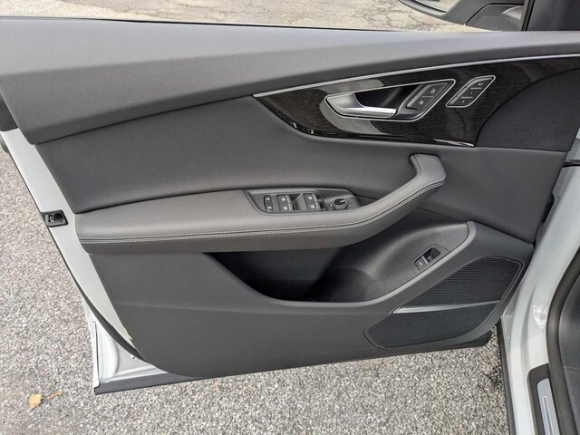2026 Audi Q8 Premium Plus - Photo 6