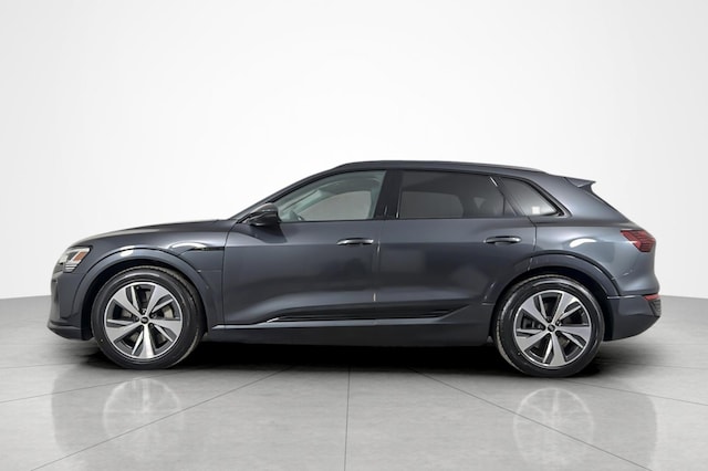 2024 Audi Q8 e-tron