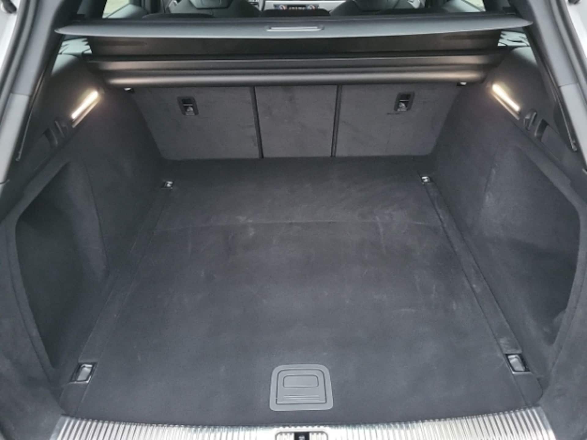 Audi A4 Avant S line