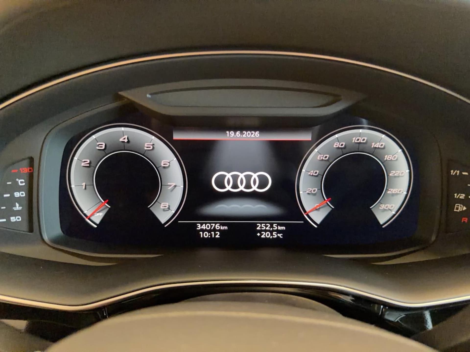Audi SQ8 SUV