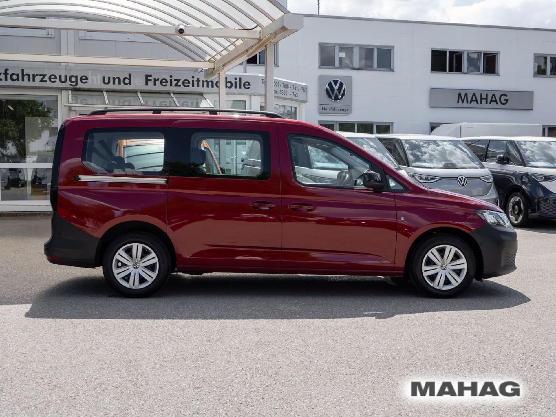 Volkswagen Caddy Maxi Basis-Modell