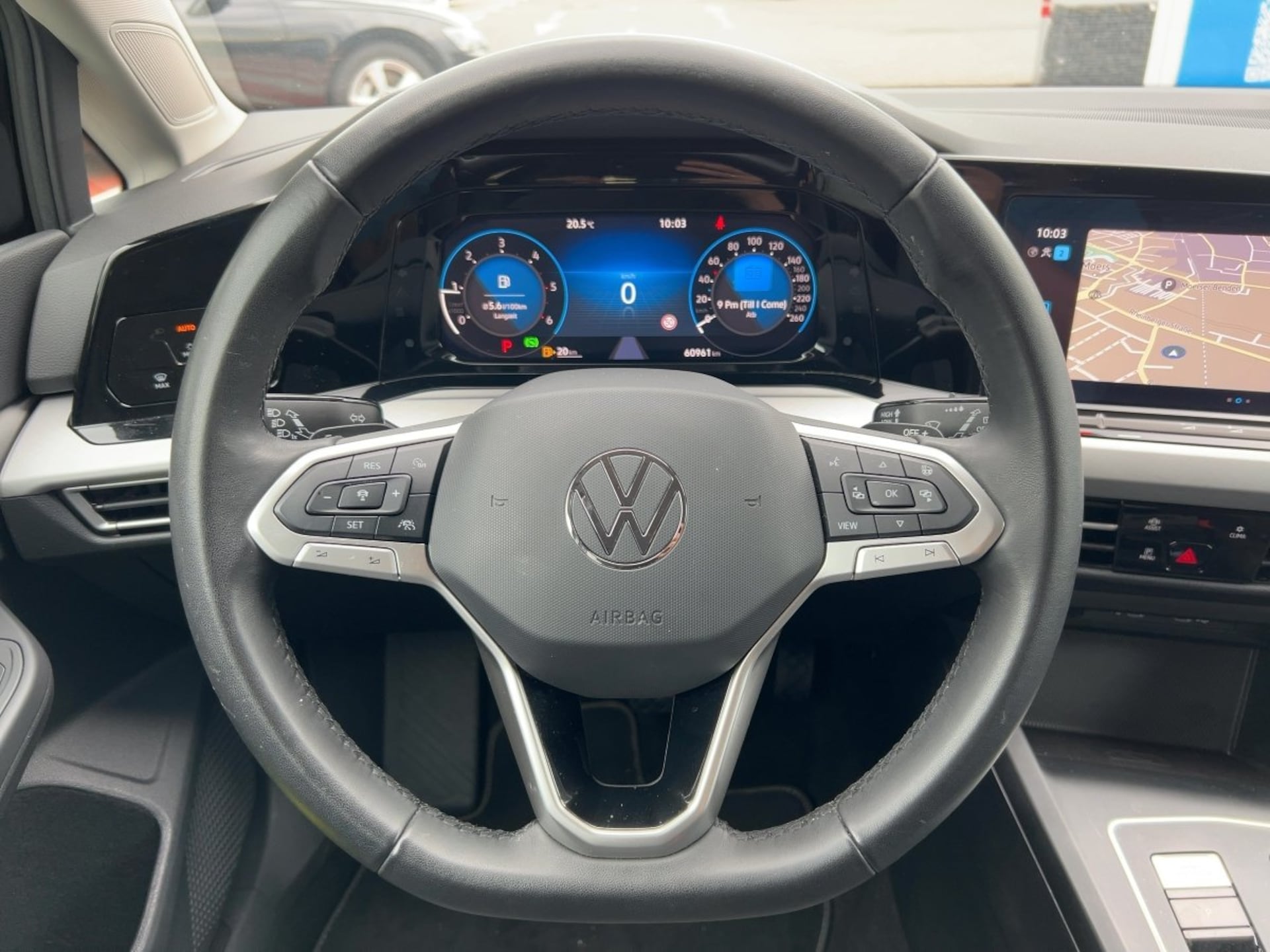 Volkswagen Golf Variant Life