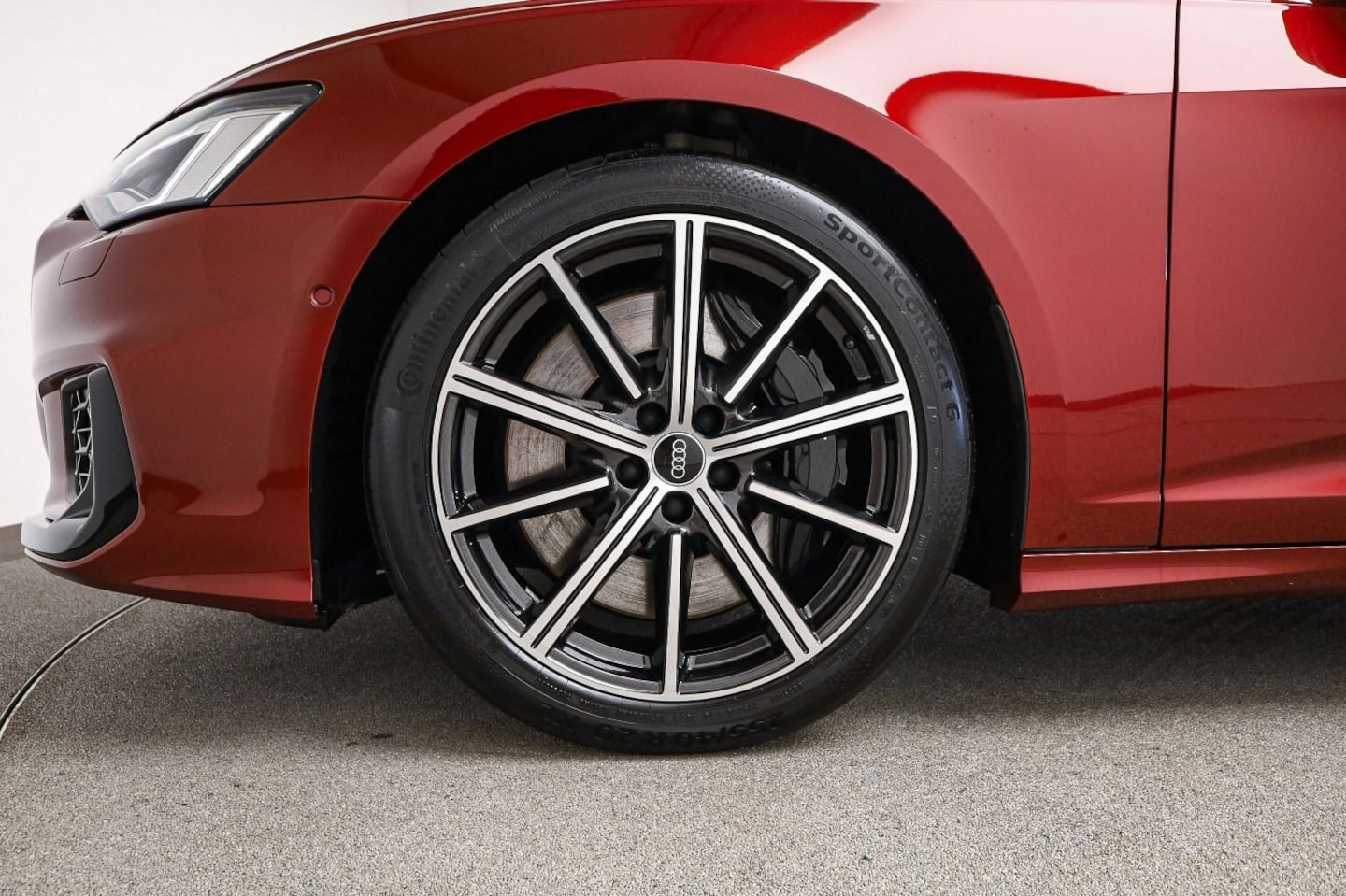 Bild über Audi S6 Avant TDI quattro tiptronic - für weitere Informationen kontaktieren Sie den Audi Partner