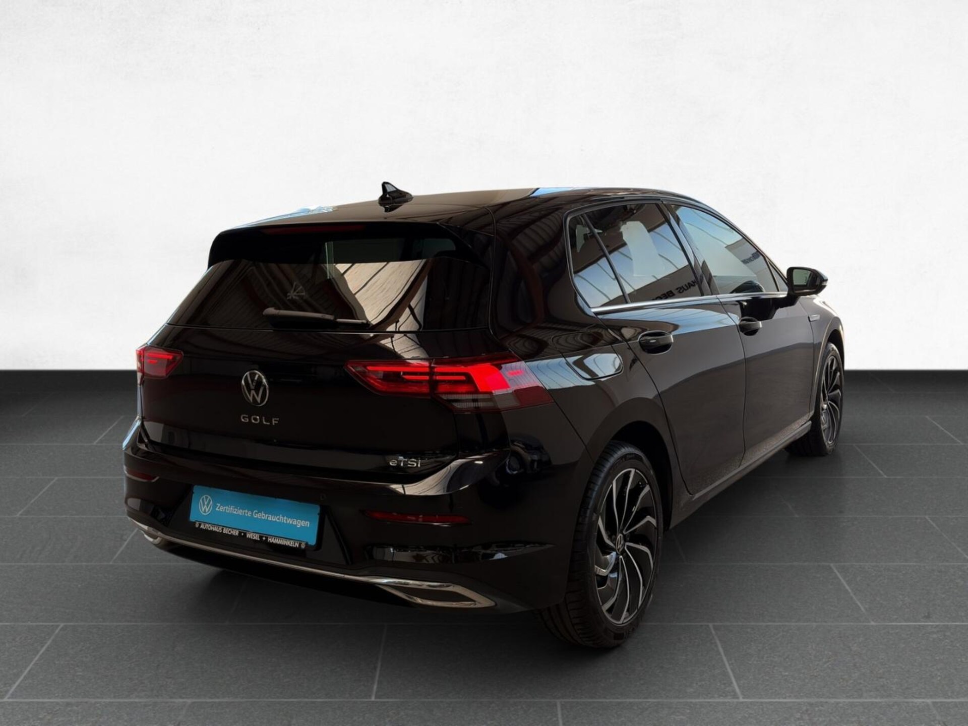 Volkswagen Golf Style