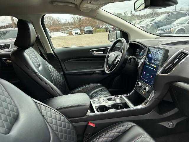 2024 Ford Edge Titanium - Photo 26