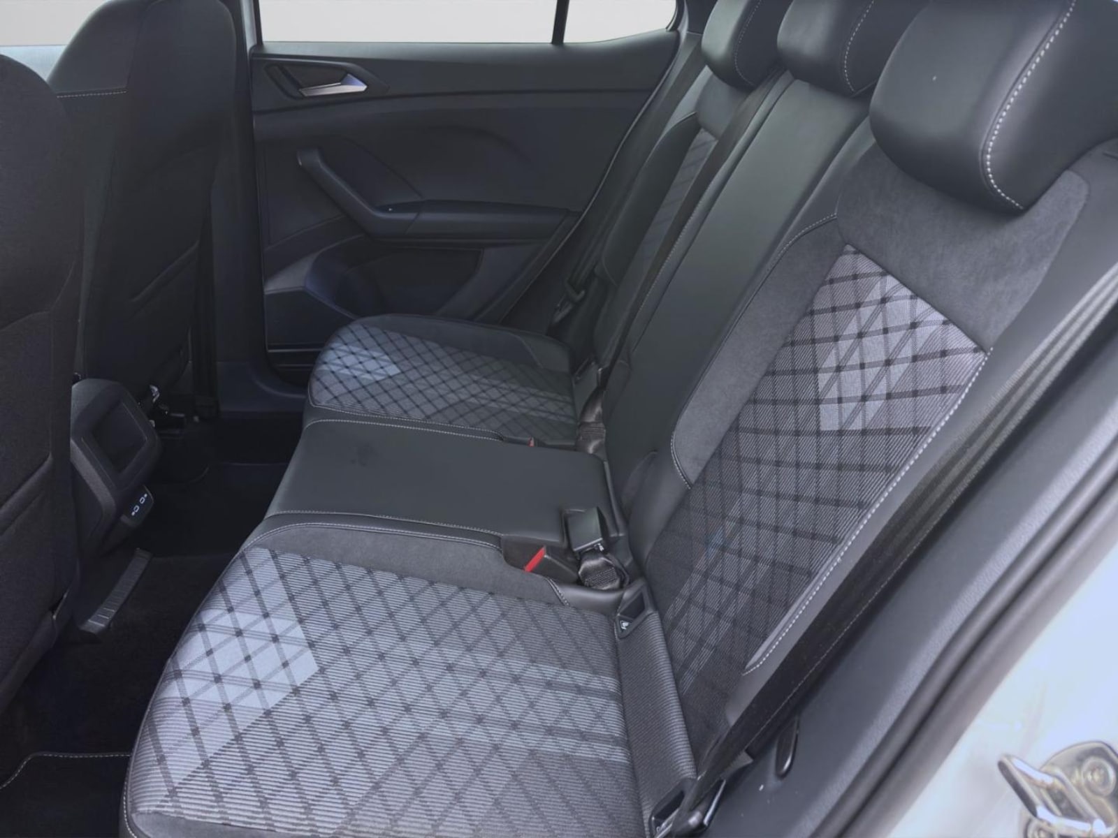 Volkswagen T-Cross – Bild 16