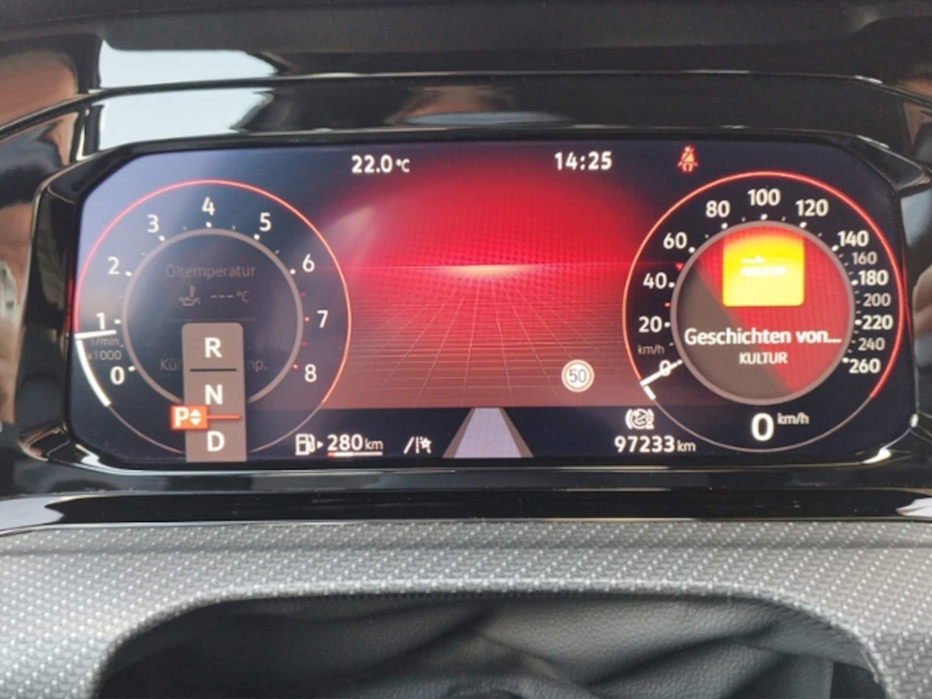 Volkswagen Golf Variant R-Line