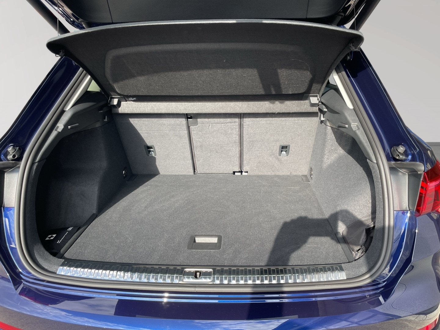 Bild über Audi Q3 TFSI 110 kW S tronic - für weitere Informationen kontaktieren Sie den Audi Partner