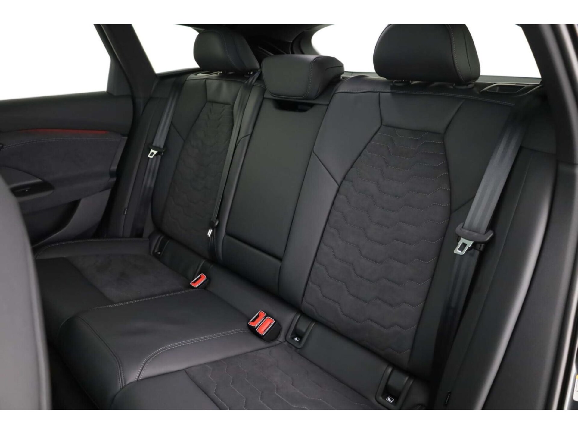 Audi A6 Avant e-tron edition one