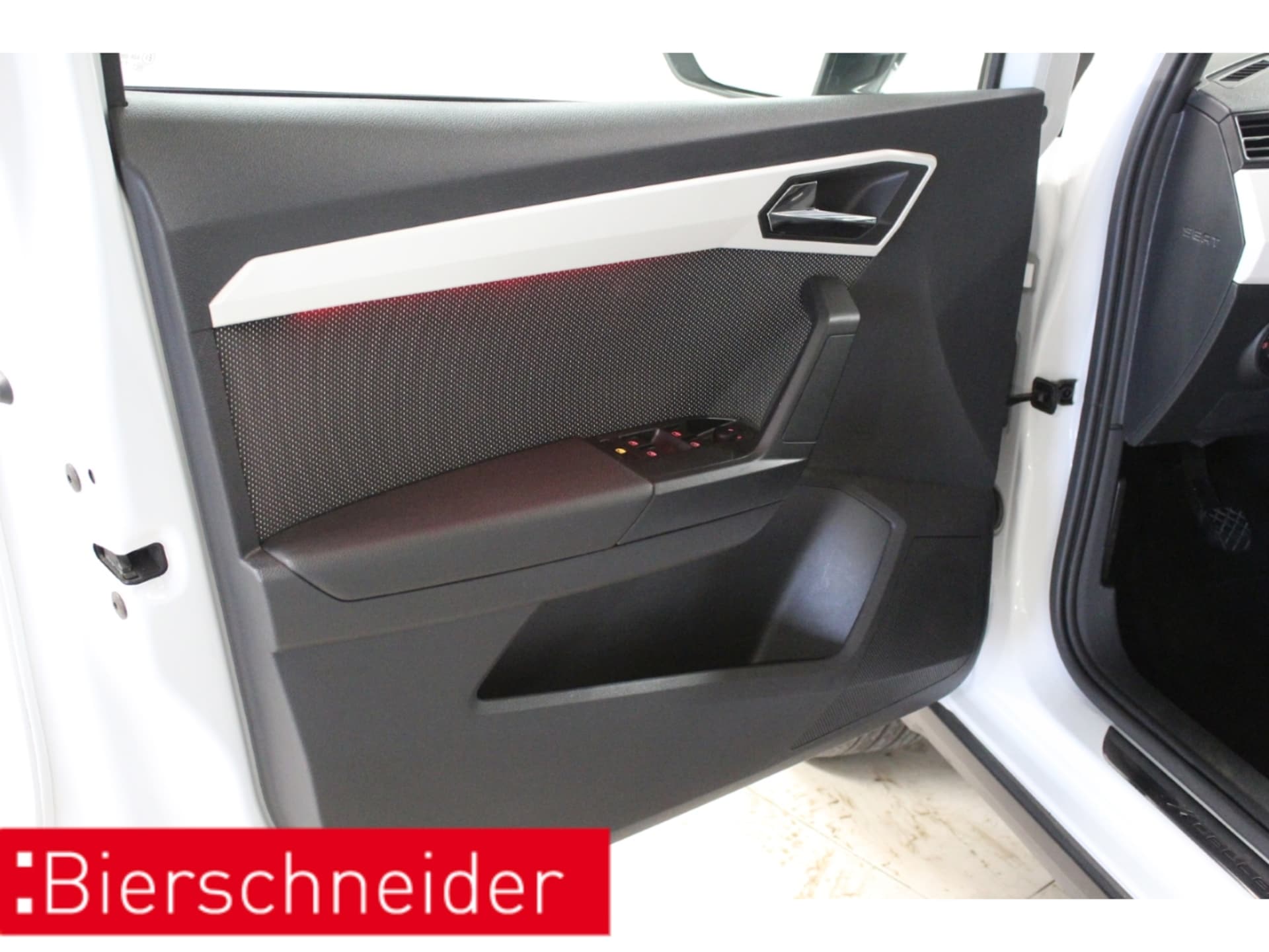 SEAT Arona XCELLENCE