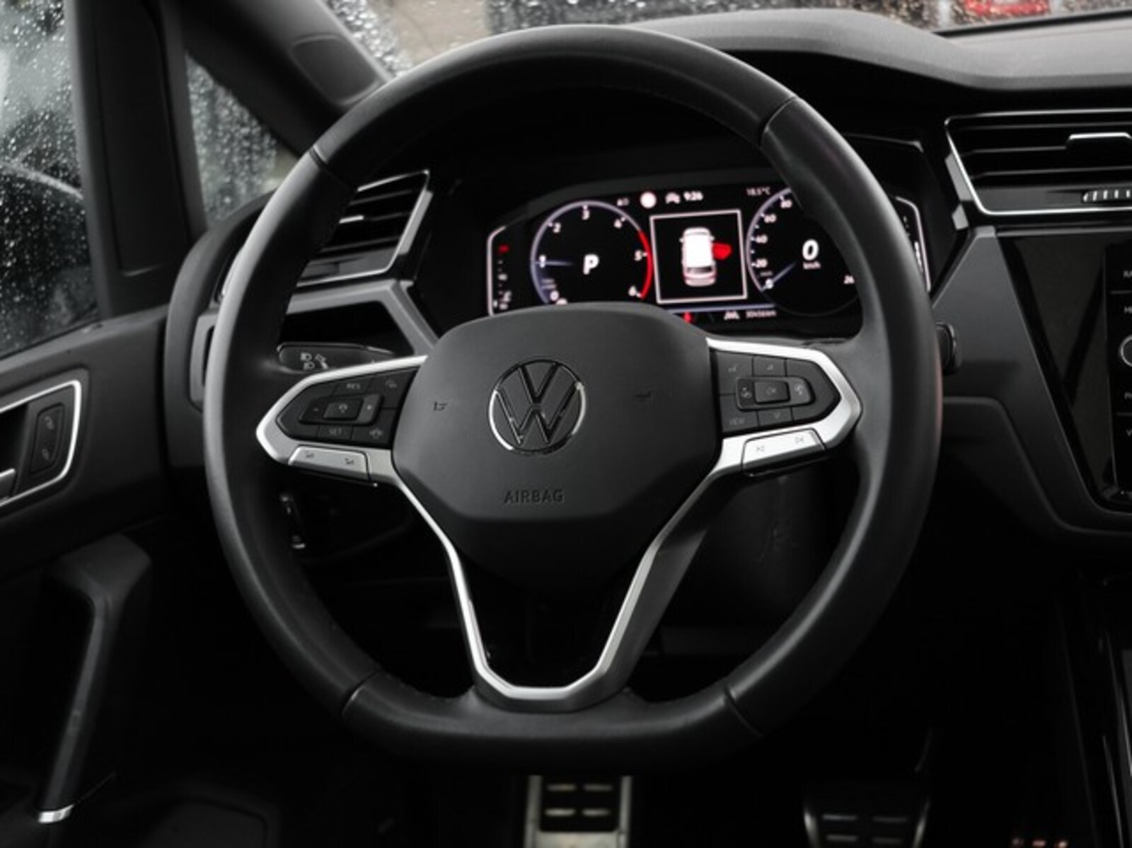 Volkswagen Touran – Bild 9