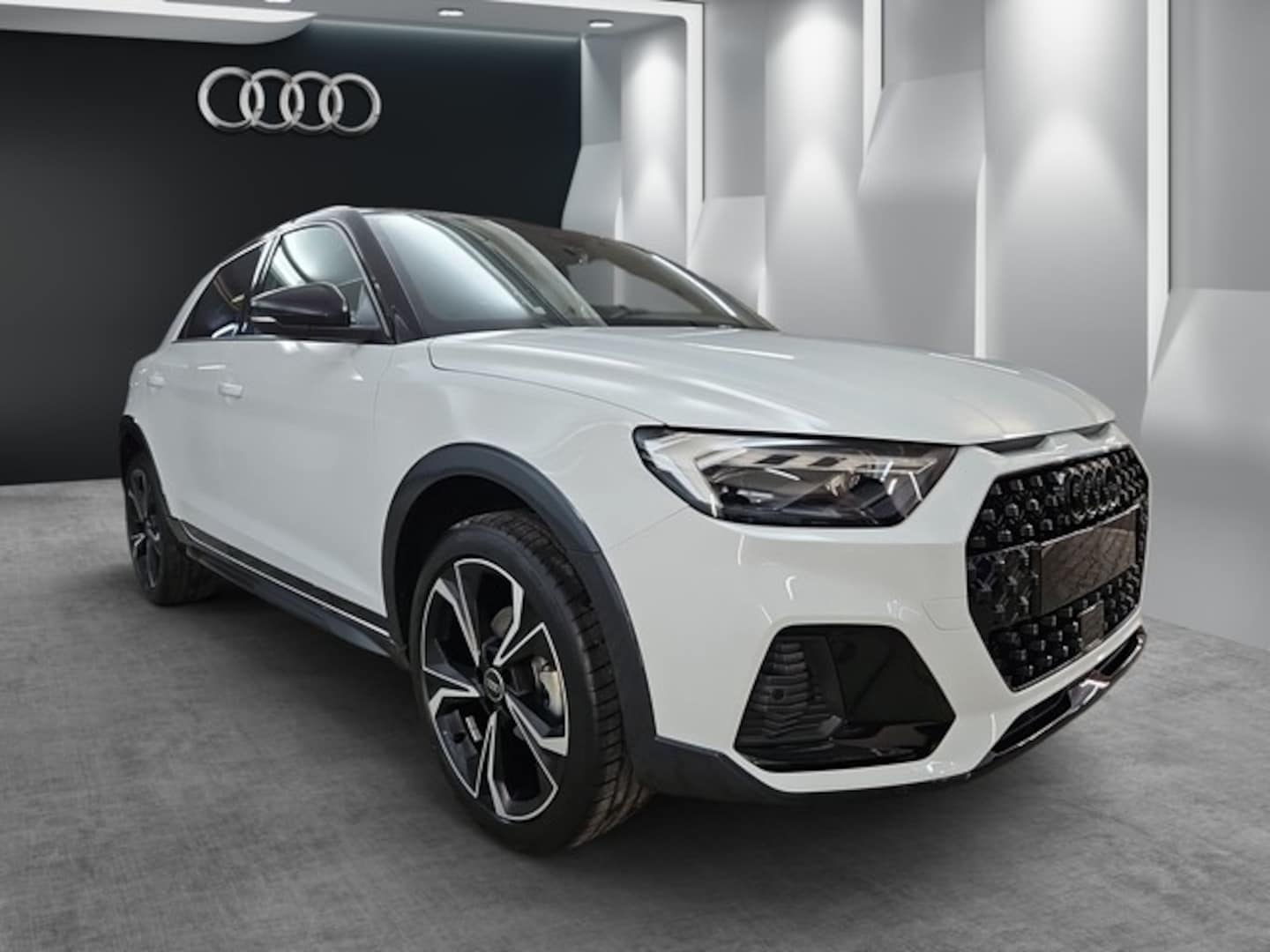 Bild über Audi A1 allstreet 30 TFSI S tronic - für weitere Informationen kontaktieren Sie den Audi Partner