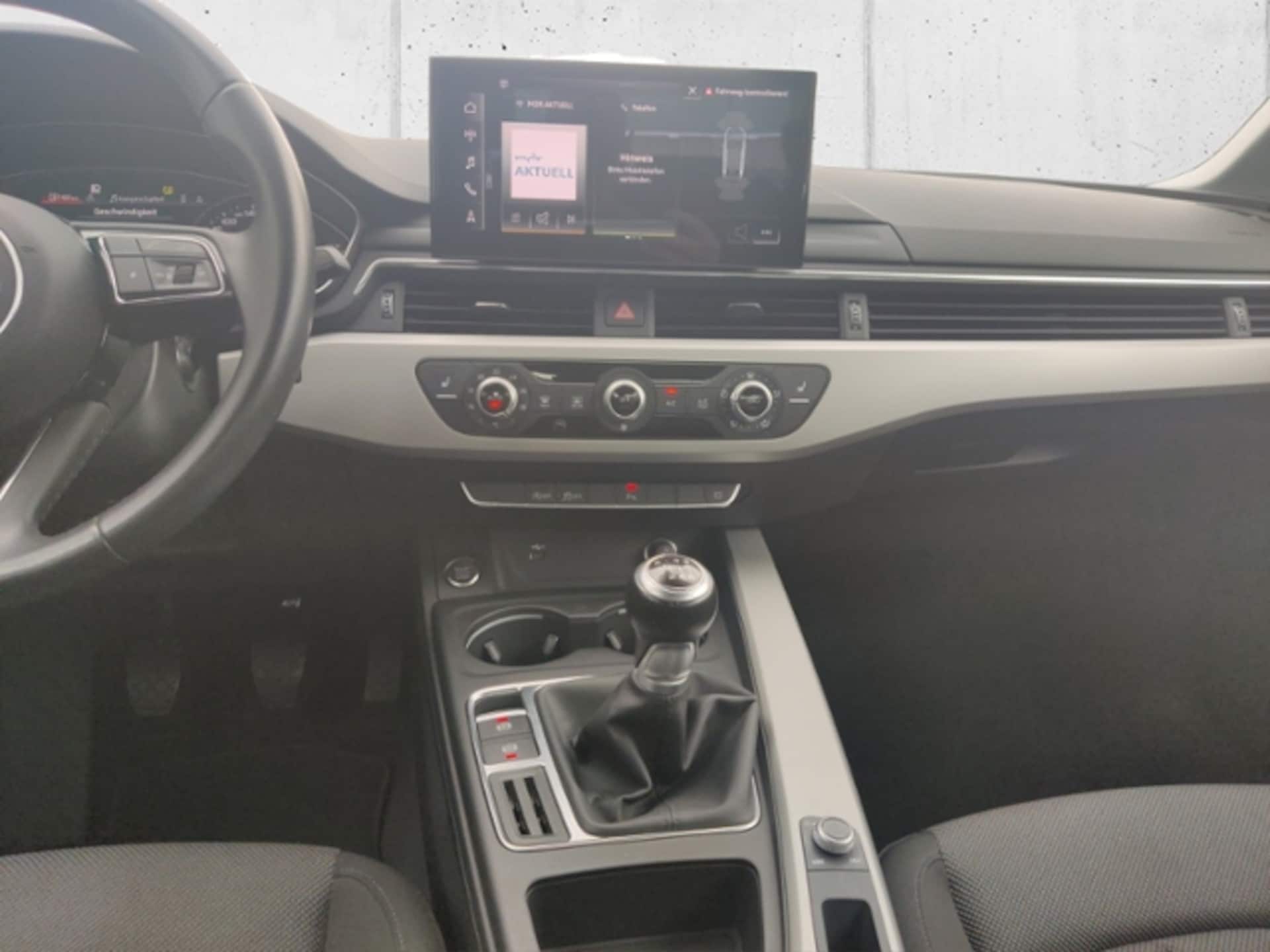 Audi A4 Limousine