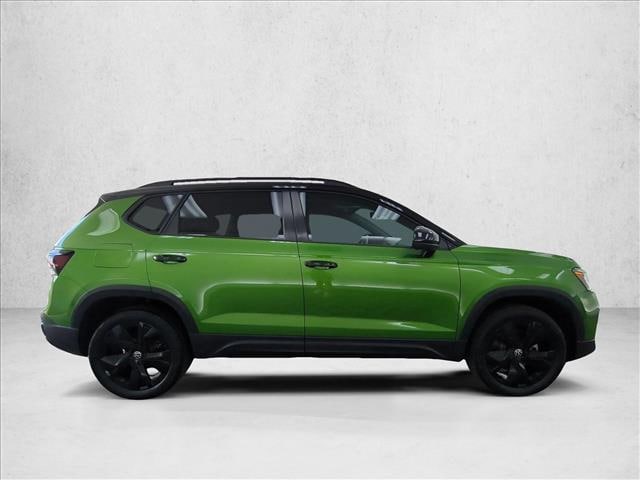 2025 Volkswagen Taos