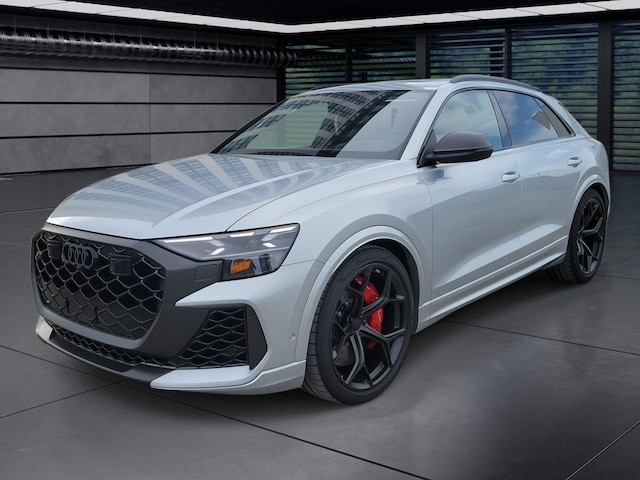 2026 Audi RS Q8 SUV performance