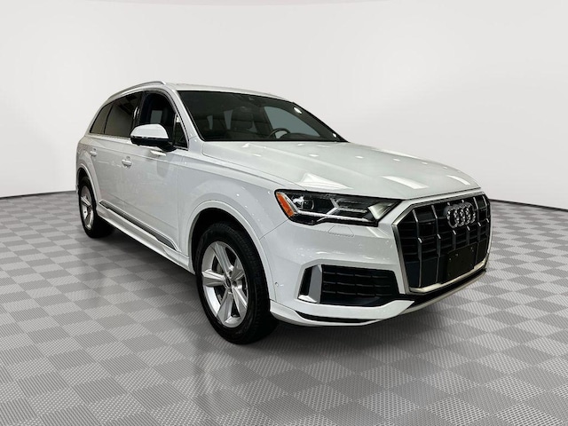 Photo of 2023 Audi Q7