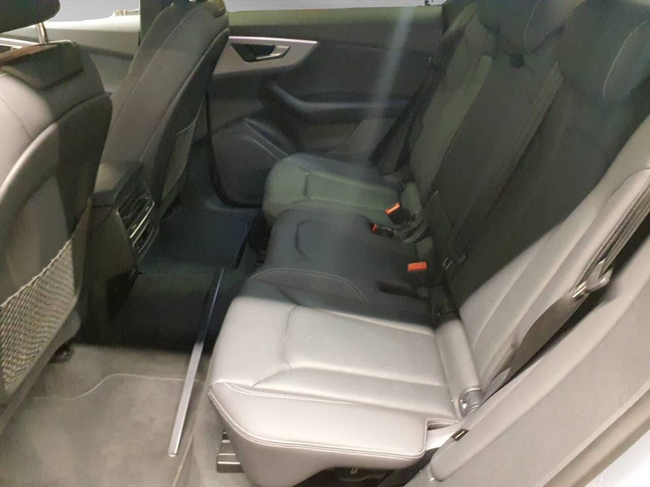 Image about Audi Q8 SUV TFSI e 55 TFSI e quattro tiptronic
