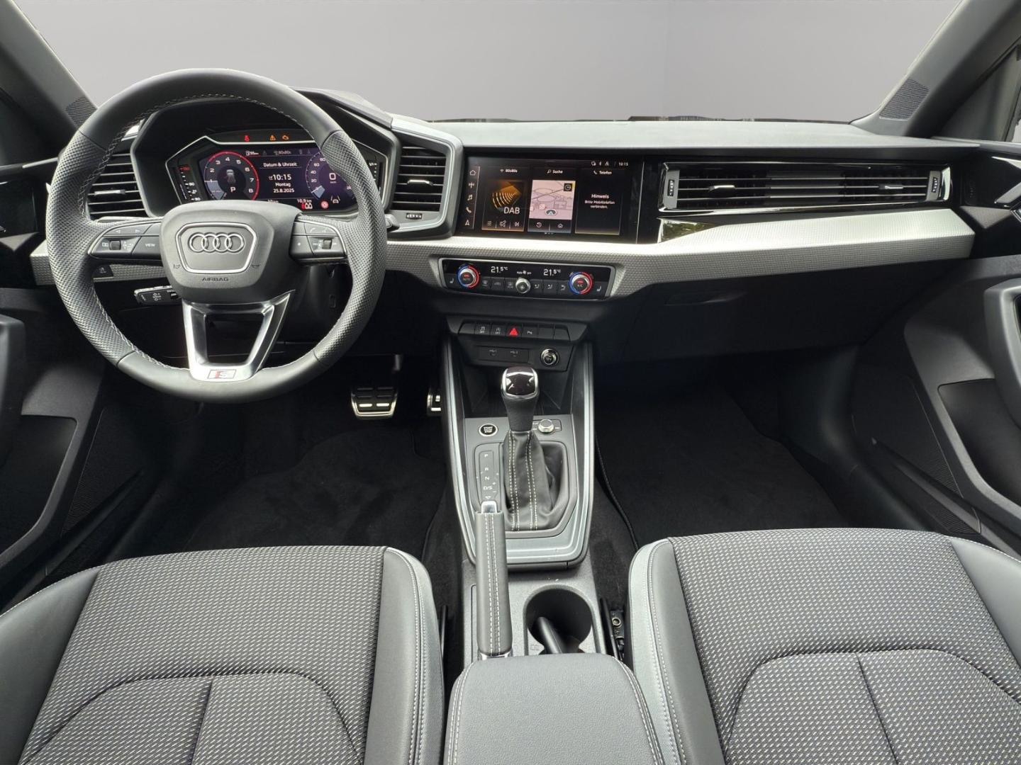 Bild über Audi A1 allstreet 30 TFSI S tronic - für weitere Informationen kontaktieren Sie den Audi Partner