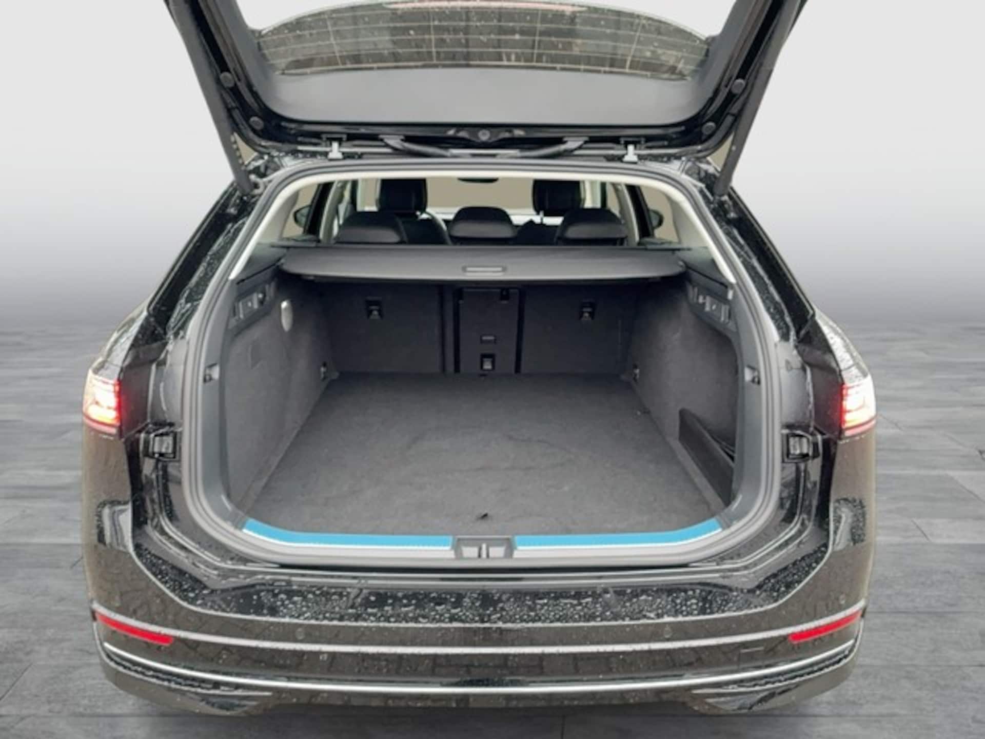 Volkswagen Passat Elegance