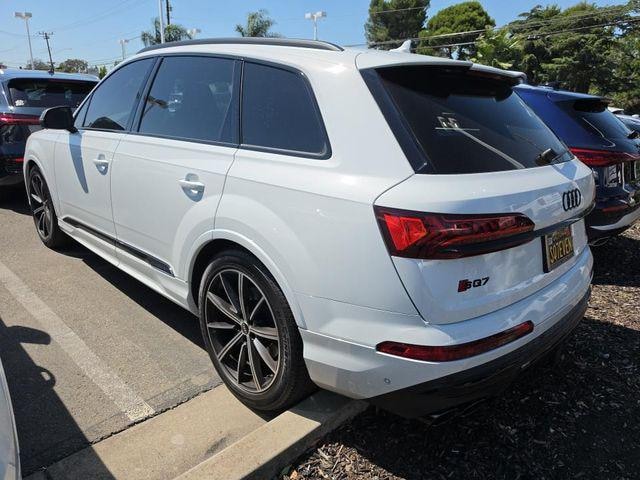 2022 Audi SQ7
