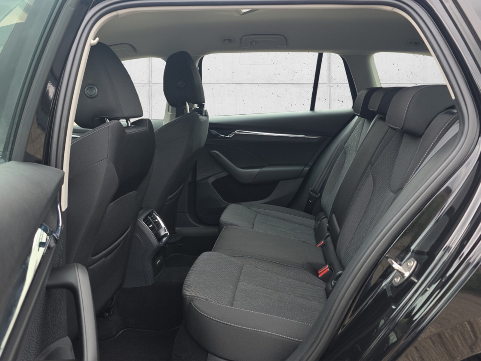 Škoda Octavia Combi – Bild 11