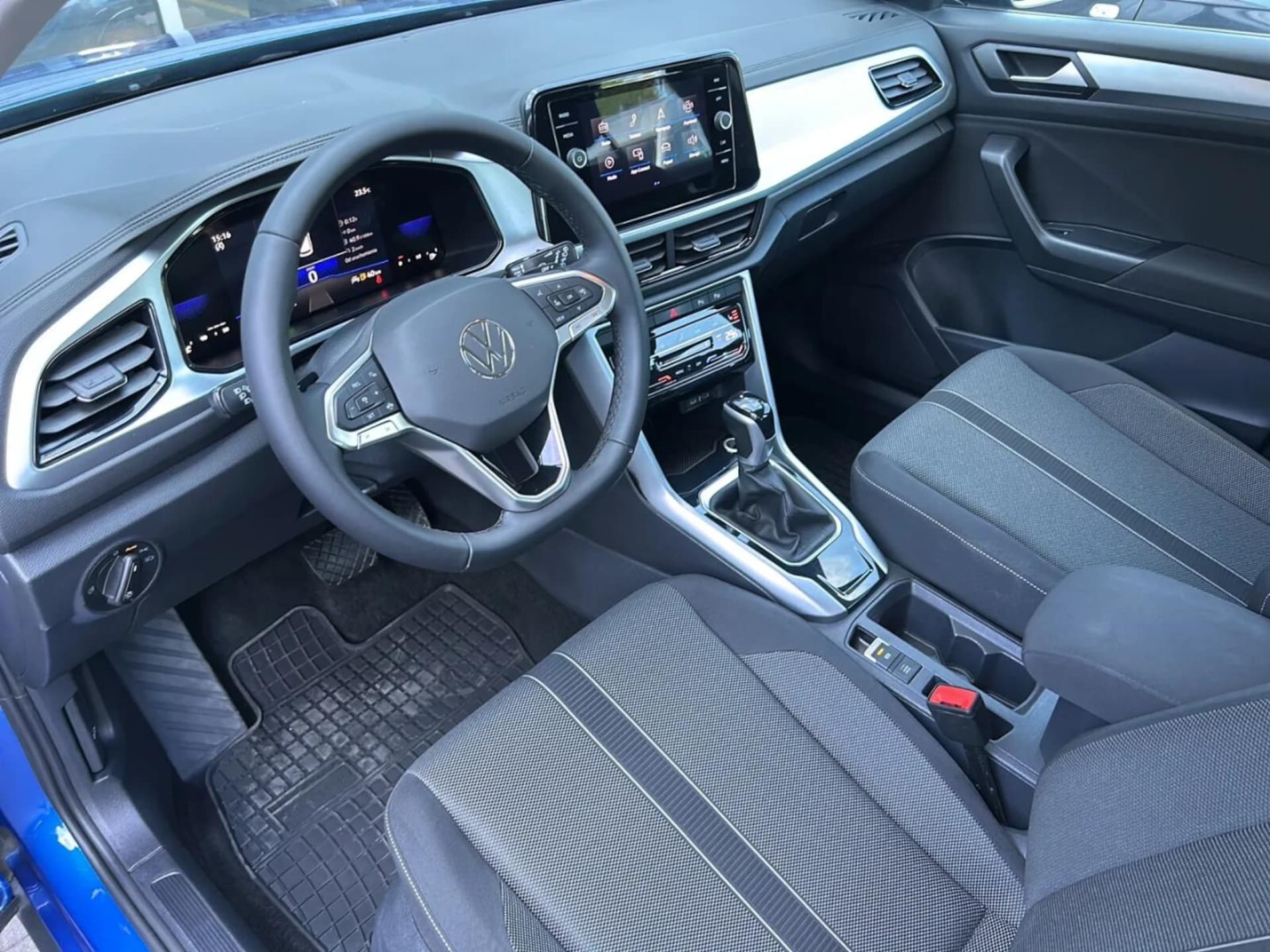 Volkswagen T-Roc Life