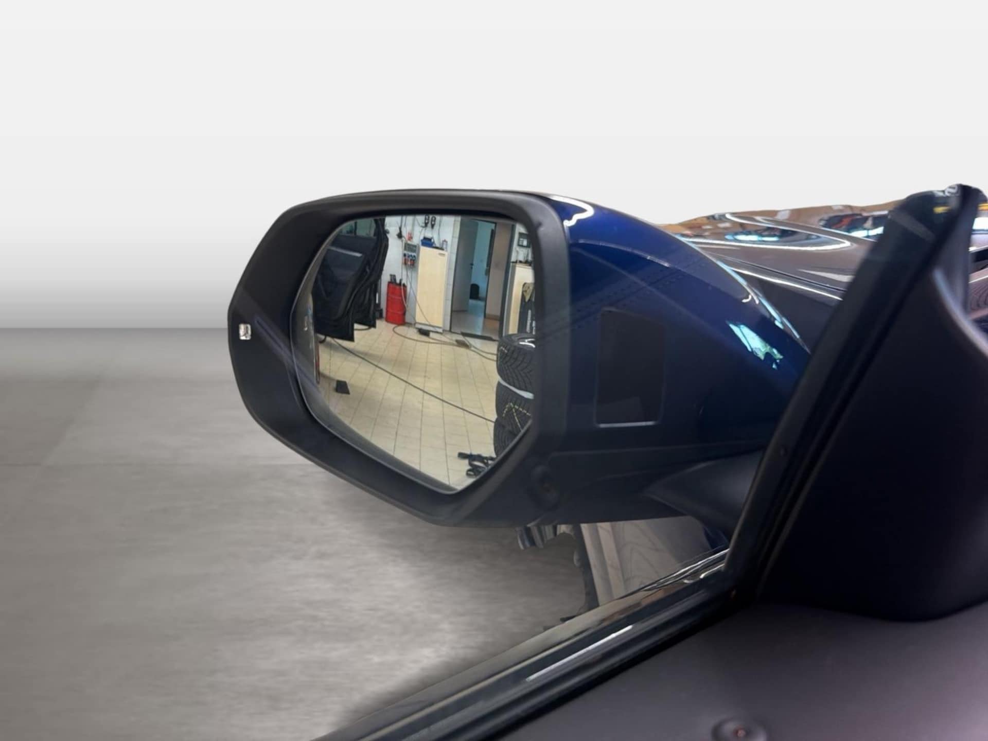 Audi SQ8 SUV