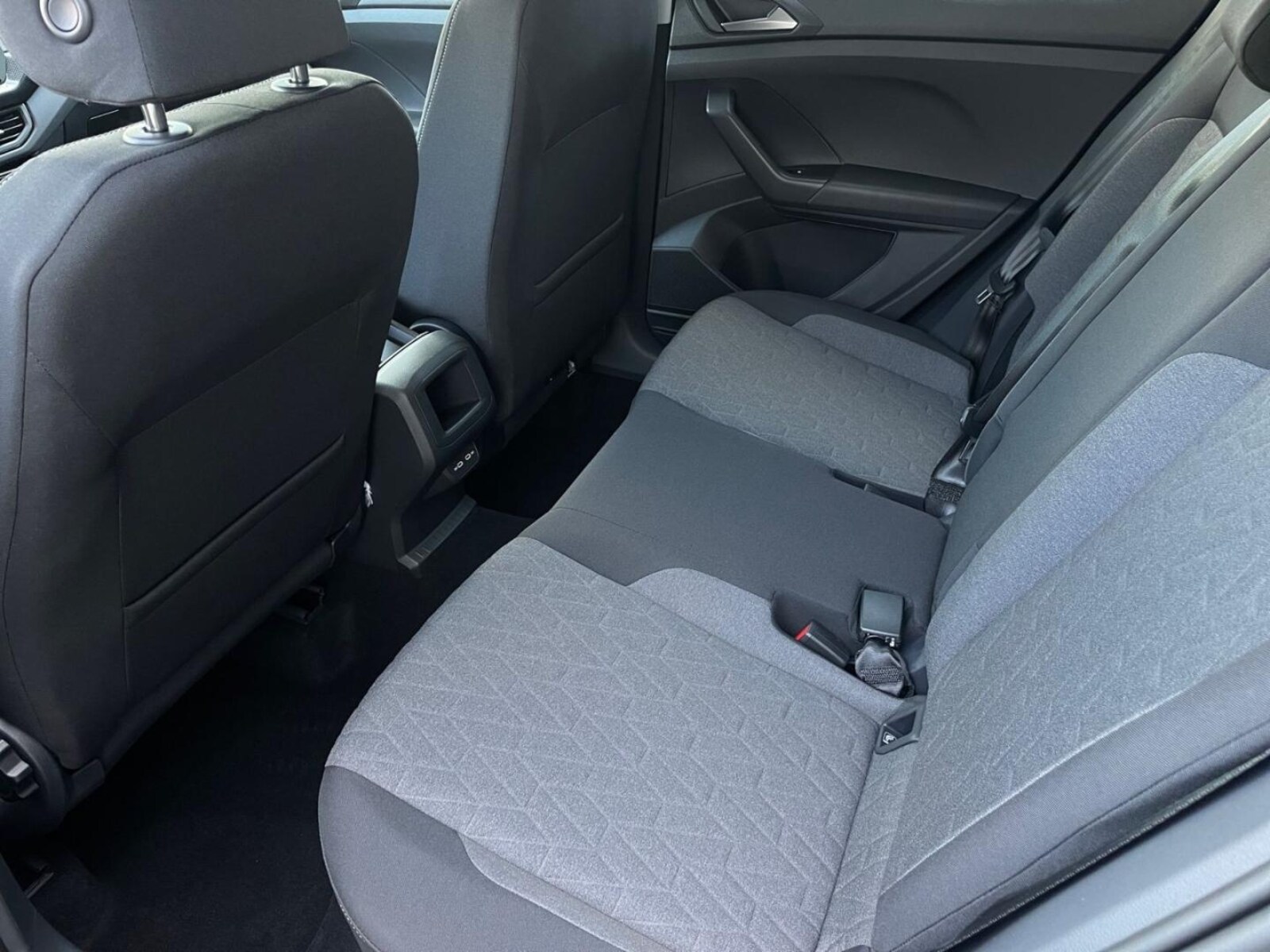Volkswagen T-Cross – Bild 15