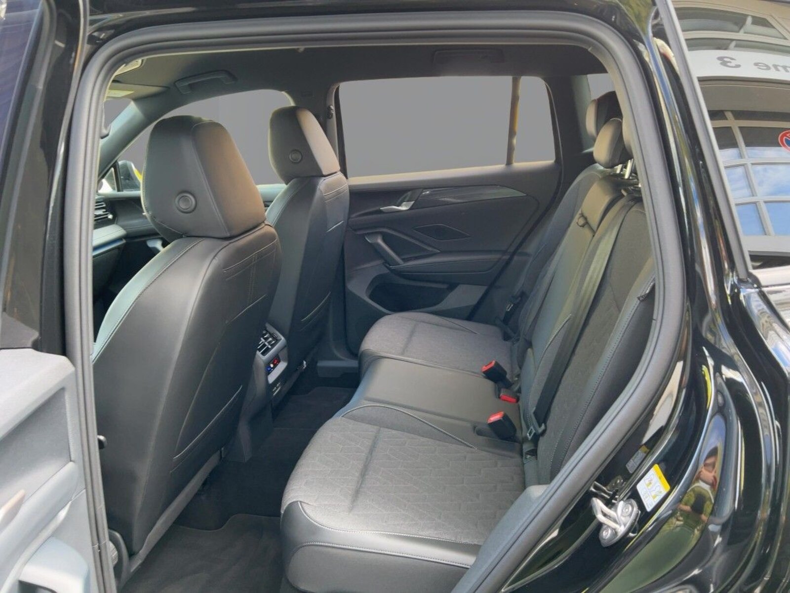 Volkswagen Tiguan – Bild 9