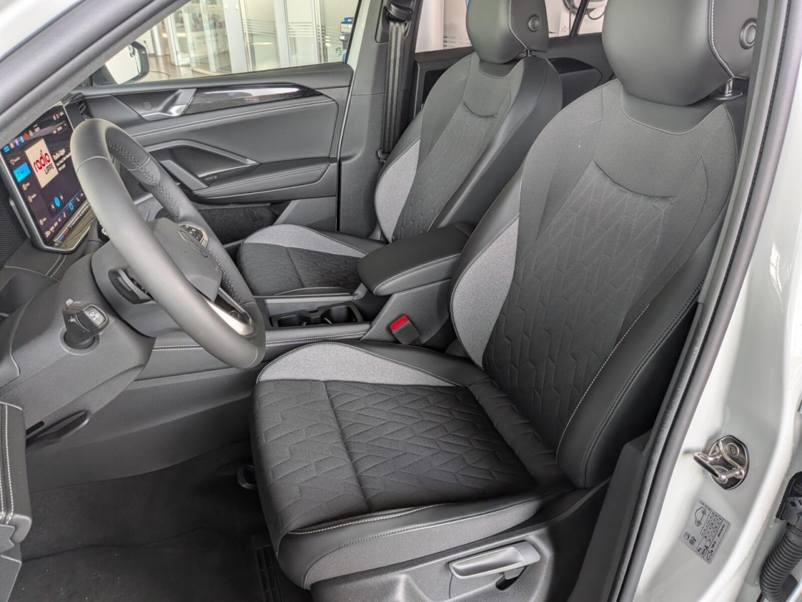 Volkswagen Tiguan – Bild 8