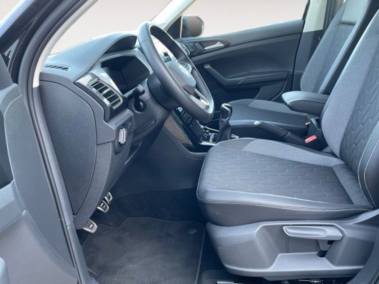 Volkswagen T-Cross – Bild 9