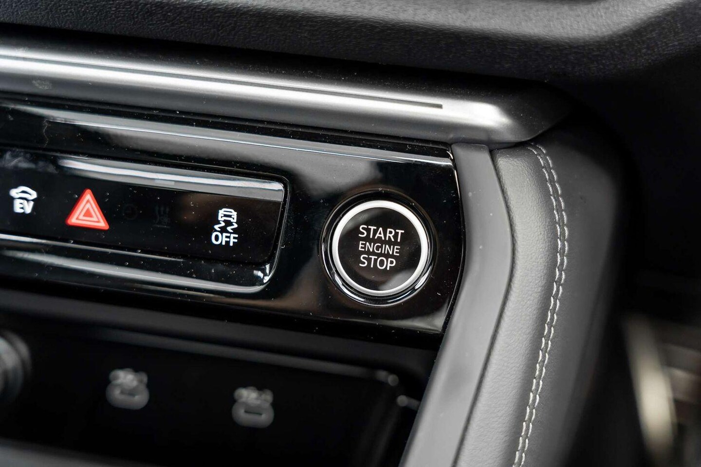 Image about Audi Q5 SUV e-hybrid quattro S tronic