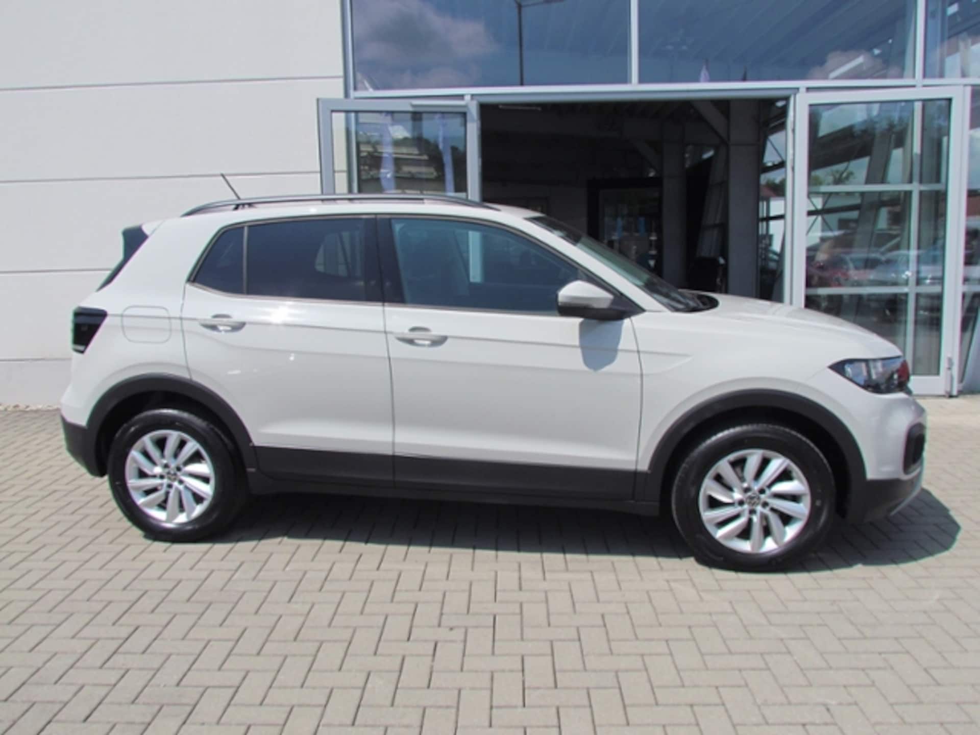 Volkswagen T-Cross Life