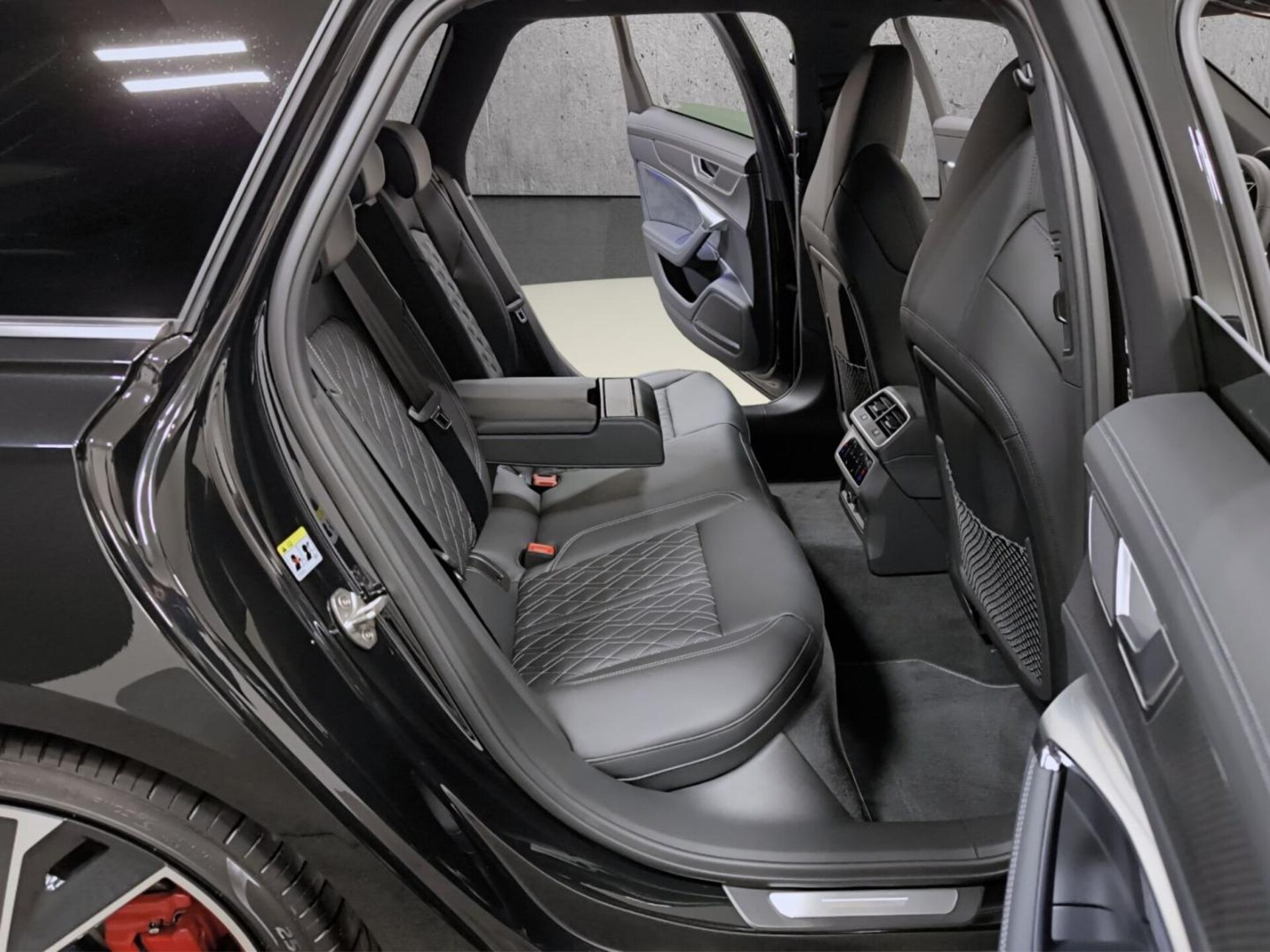 Audi S6 Avant