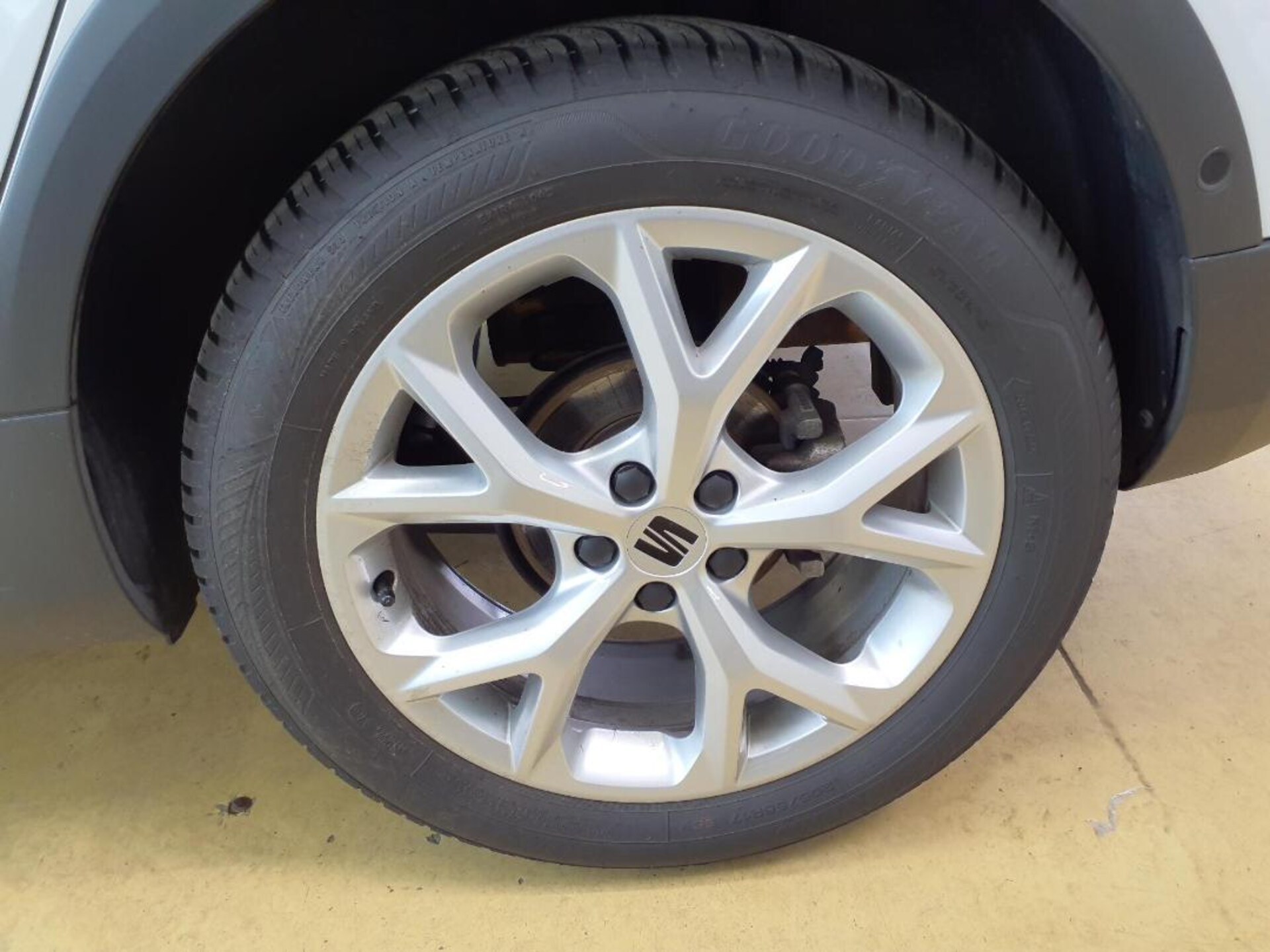 SEAT Arona FR