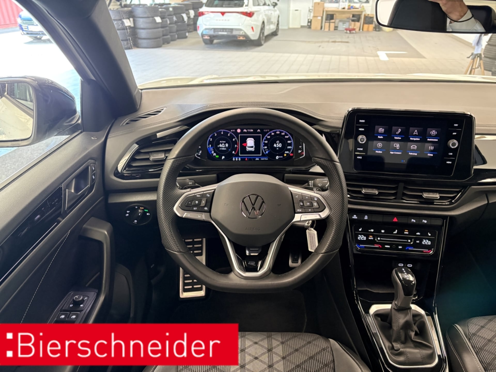 Volkswagen T-Roc R-Line