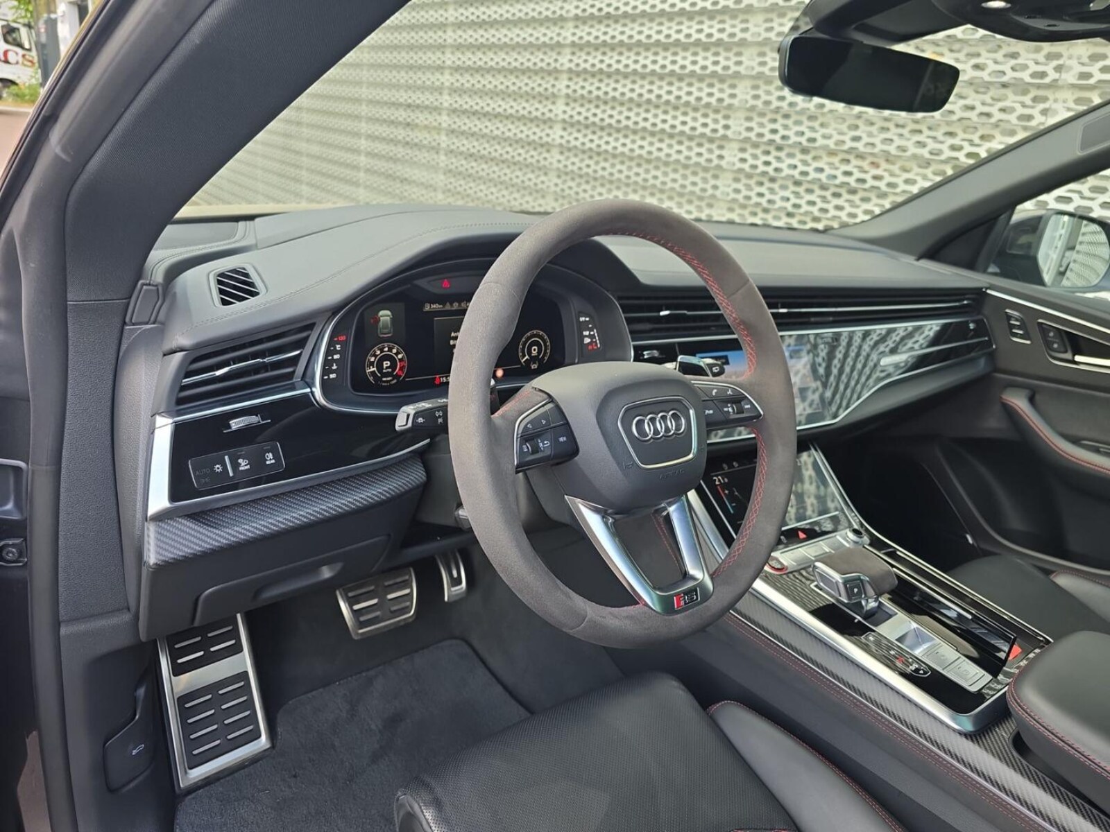 Audi RS Q8 – Bild 11