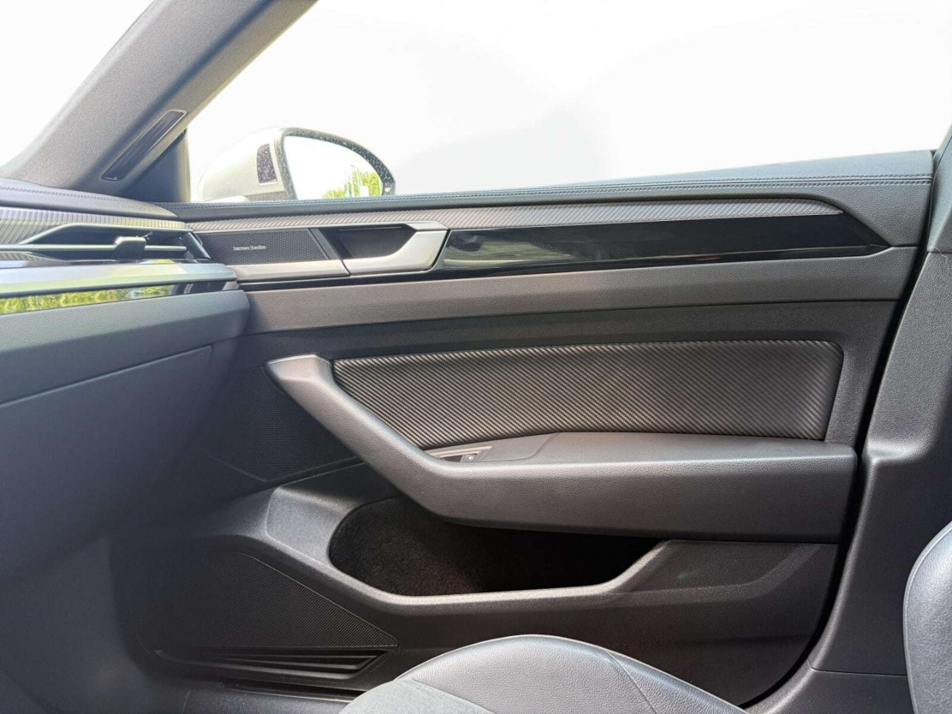 Volkswagen Arteon R