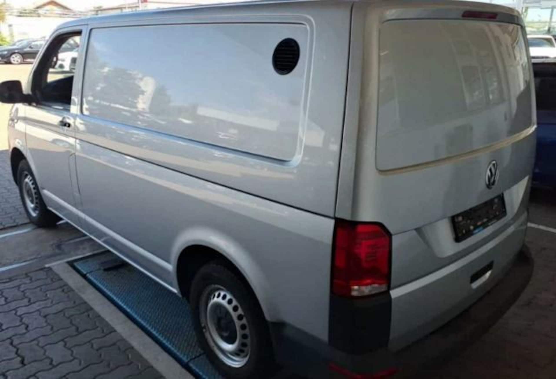 Volkswagen T6.1 Transporter Kasten kurzer Radstand